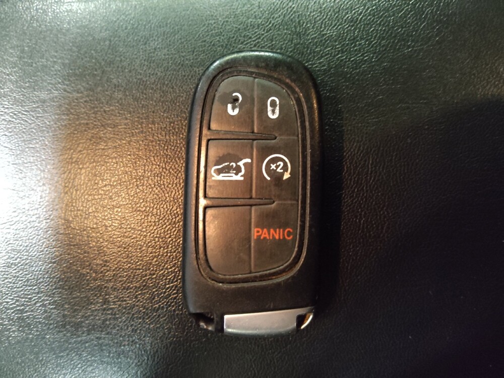 2020 Jeep Cherokee in Gainesville, FL 32609 - 18117641 32