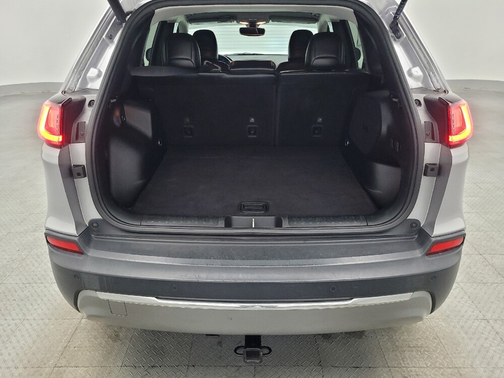 2020 Jeep Cherokee in Gainesville, FL 32609 - 18117641 29