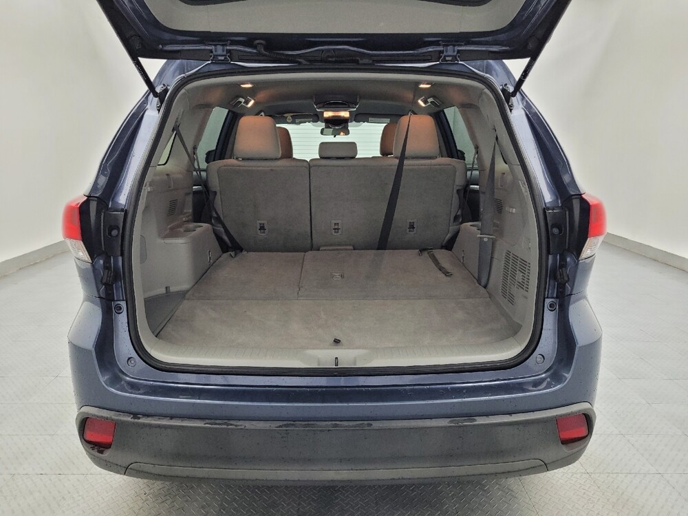 2019 Toyota Highlander in Greensboro, NC 27407 - 18117645 29