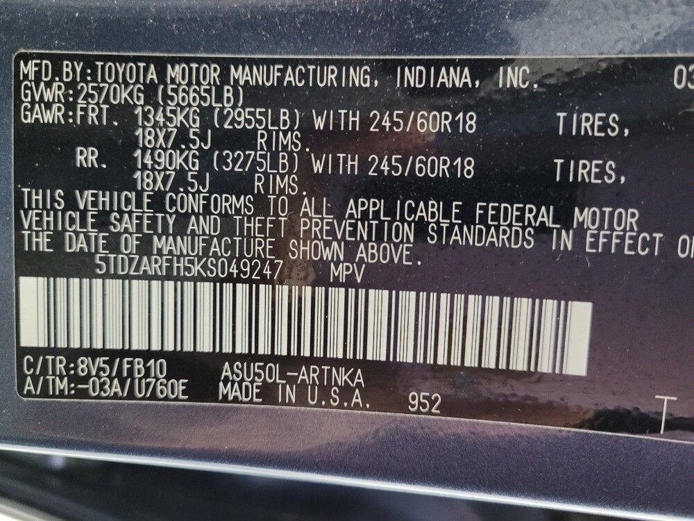 2019 Toyota Highlander in Greensboro, NC 27407 - 18117645 33