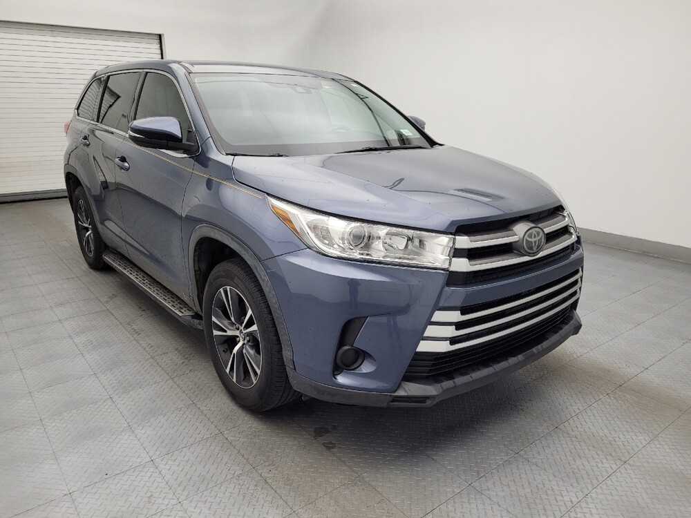 2019 Toyota Highlander in Greensboro, NC 27407 - 18117645 13