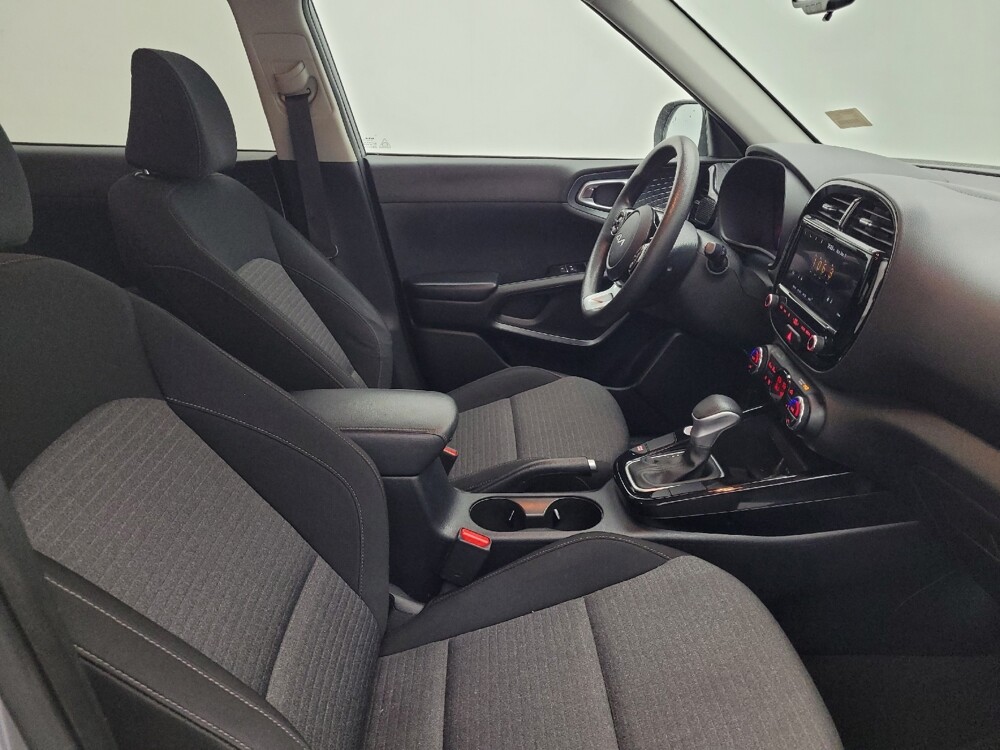 2022 Kia Soul in Charlotte, NC 28213 - 18117650 21