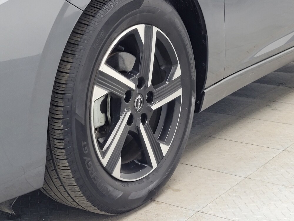 2025 Nissan Sentra in Memphis, TN 38128 - 18117663 31