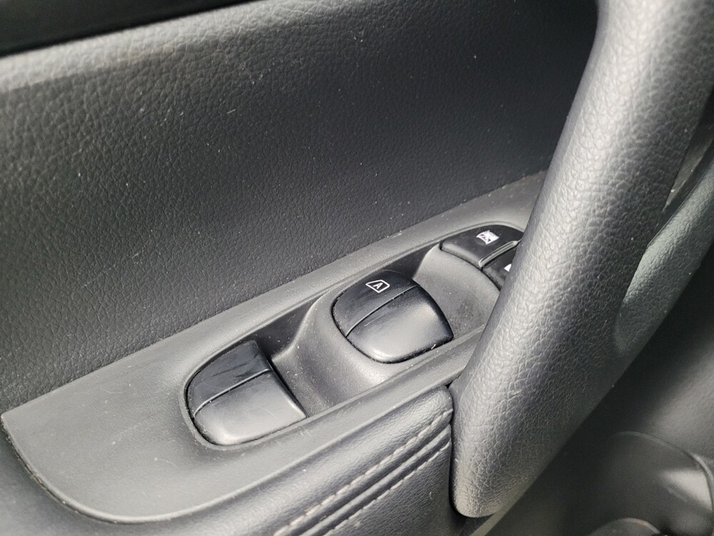 2018 Nissan Rogue in Memphis, TN 38128 - 18117665 27