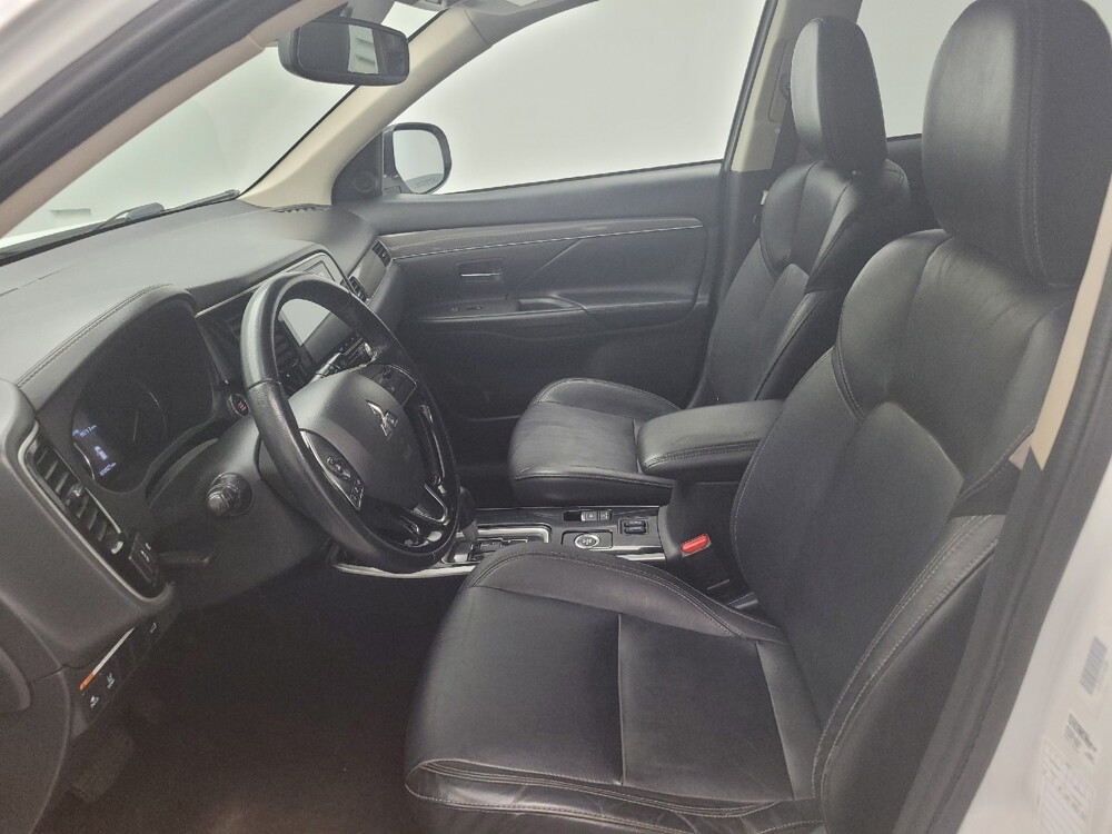 2020 Mitsubishi Outlander in Madison, TN 37115 - 18117670 17