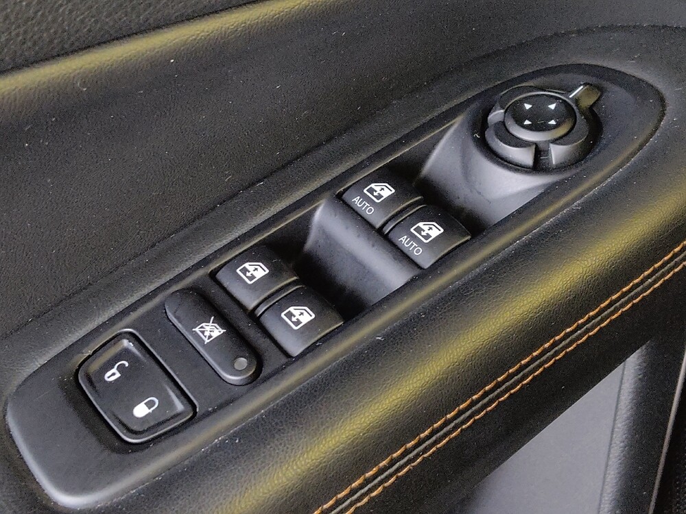 2018 Jeep Compass in Houston, TX 77060 - 18117672 27