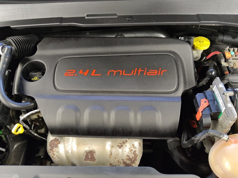 2018 Jeep Compass in Houston, TX 77060 - 18117672 30