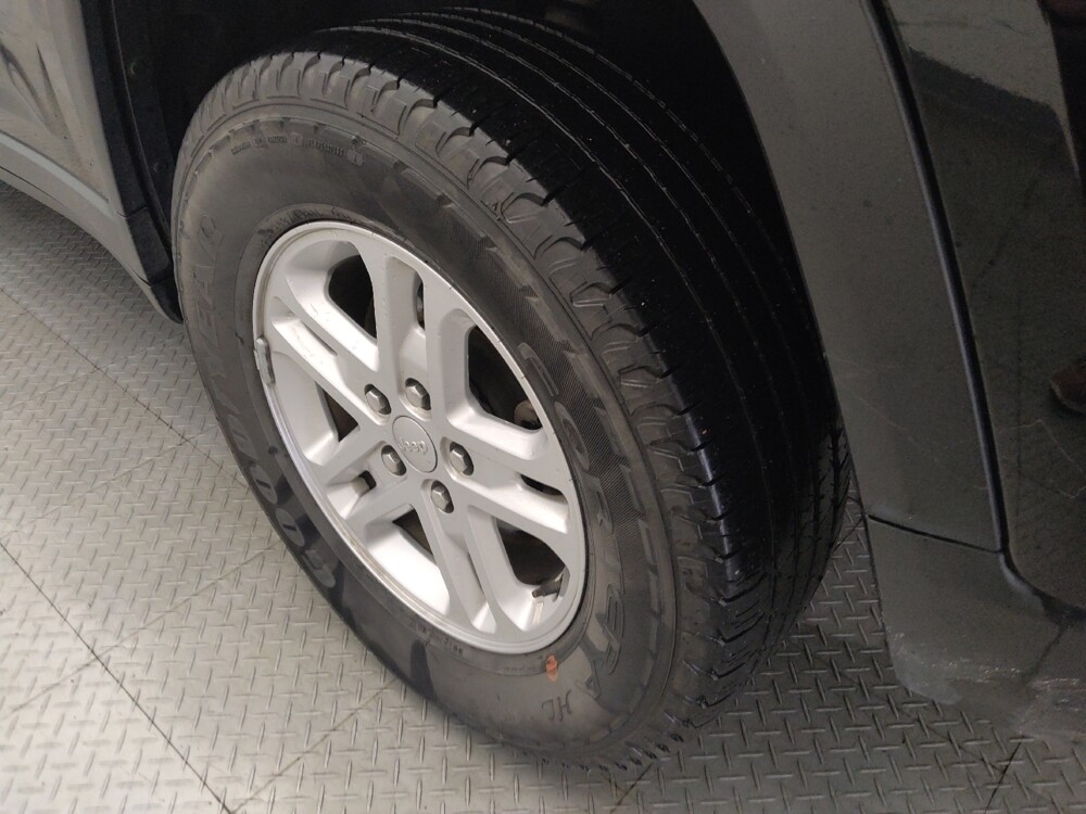 2023 Jeep Grand Cherokee in Houston, TX 77074 - 18117676 31