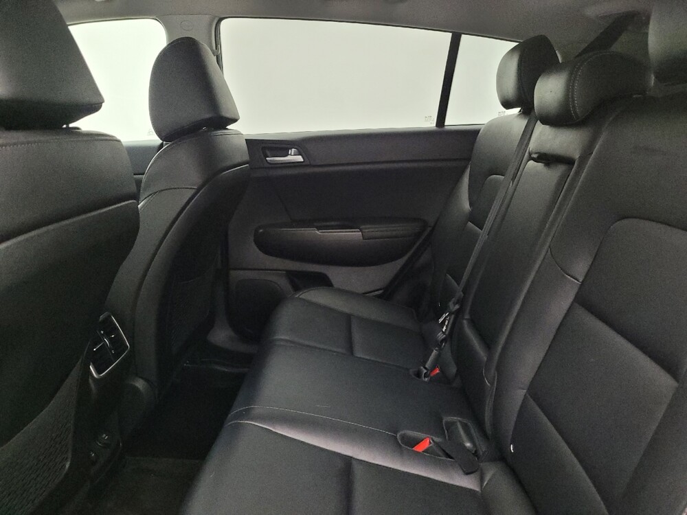 2017 Kia Sportage in Fairfield, OH 45014 - 18117686 18