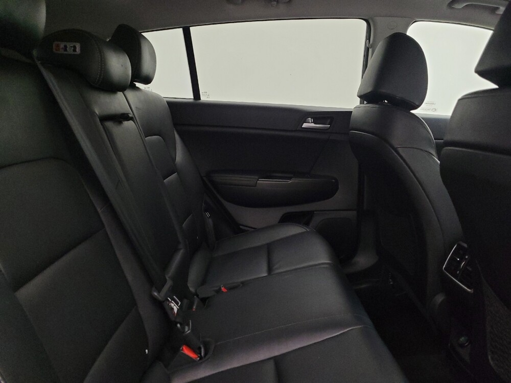 2017 Kia Sportage in Fairfield, OH 45014 - 18117686 19