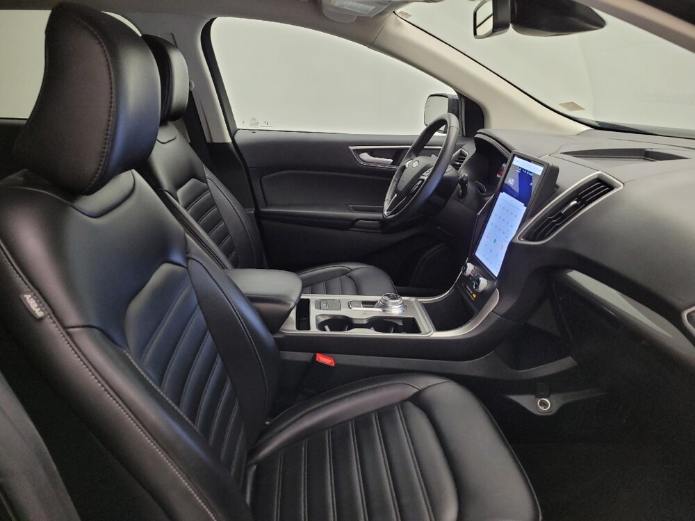 2024 Ford Edge in Fairfield, OH 45014 - 18117687 21