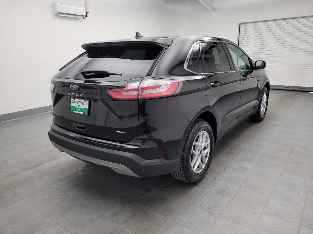 2024 Ford Edge in Fairfield, OH 45014 - 18117687 9