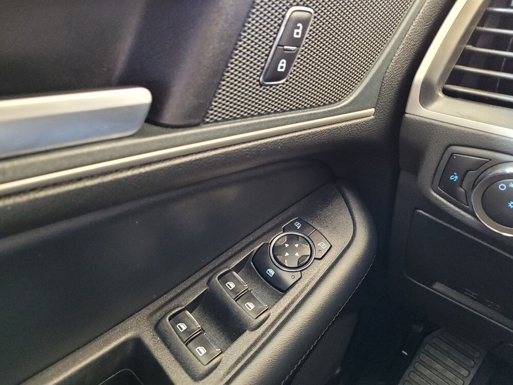 2024 Ford Edge in Fairfield, OH 45014 - 18117687 27