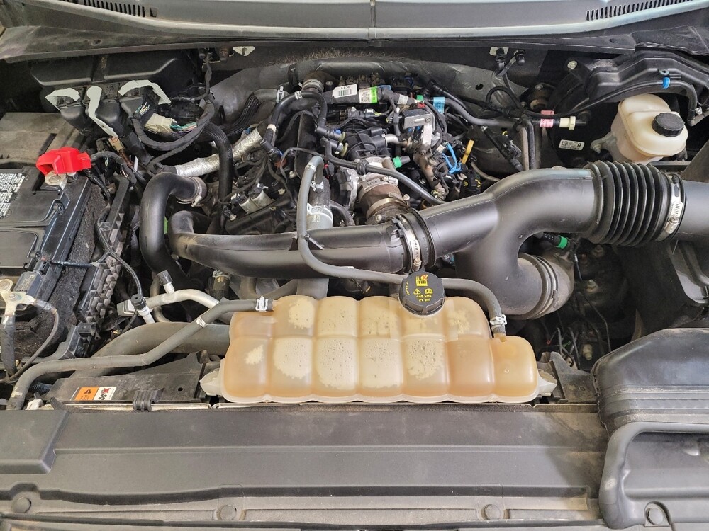 2020 Ford F150 in Louisville, KY 40258 - 18117693 30