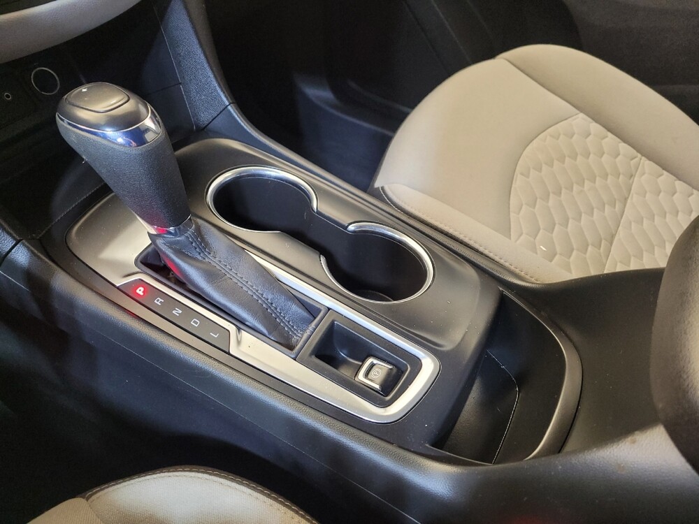 2020 Chevrolet Equinox in Maple Heights, OH 44137 - 18117702 26