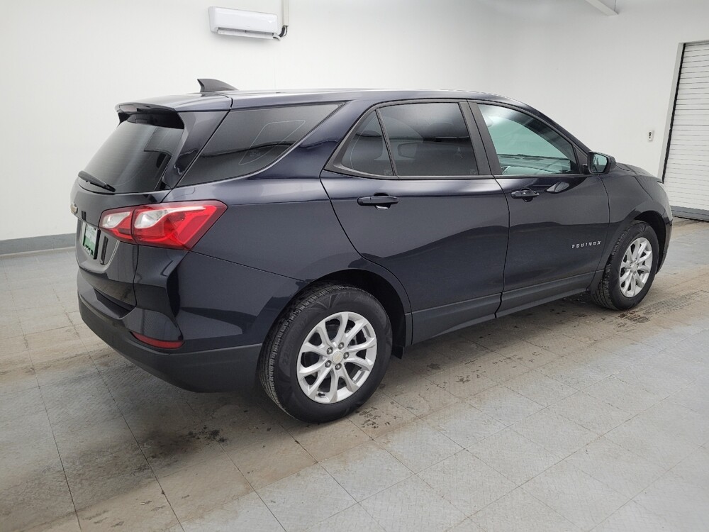 2020 Chevrolet Equinox in Maple Heights, OH 44137 - 18117702 10