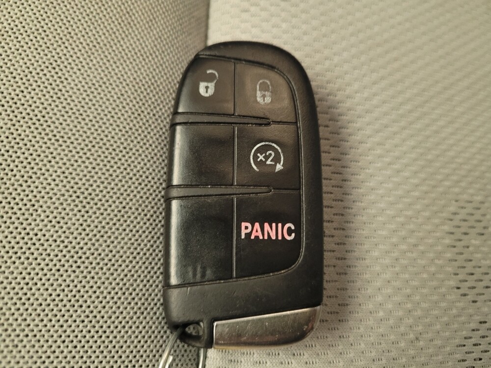 2017 Jeep Renegade in Lexington, KY 40509 - 18117705 32