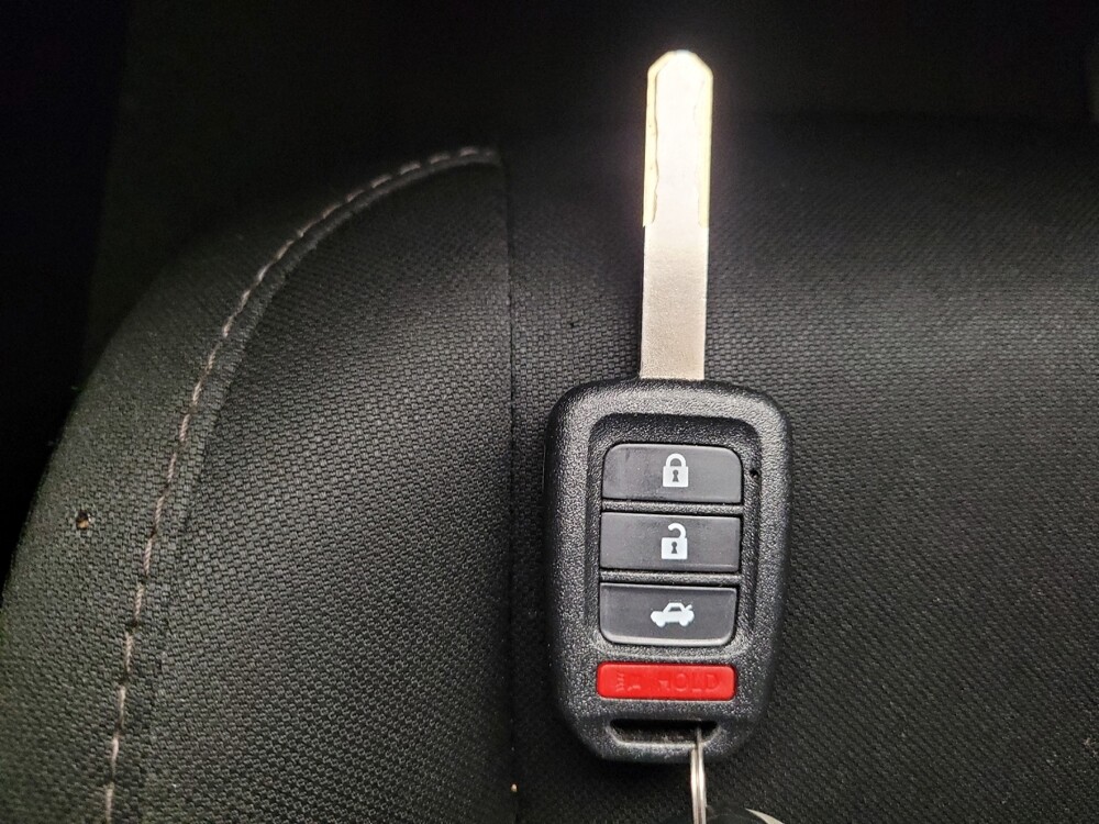 2020 Honda Civic in Miamisburg, OH 45342 - 18117711 32