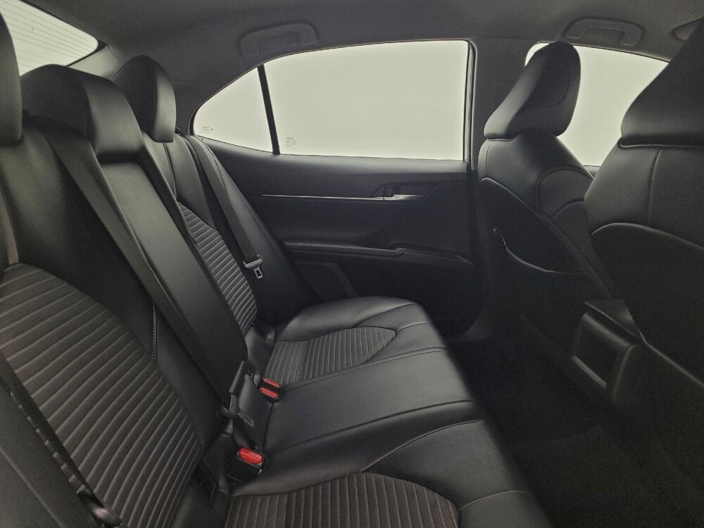 2021 Toyota Camry in Louisville, KY 40258 - 18117713 19