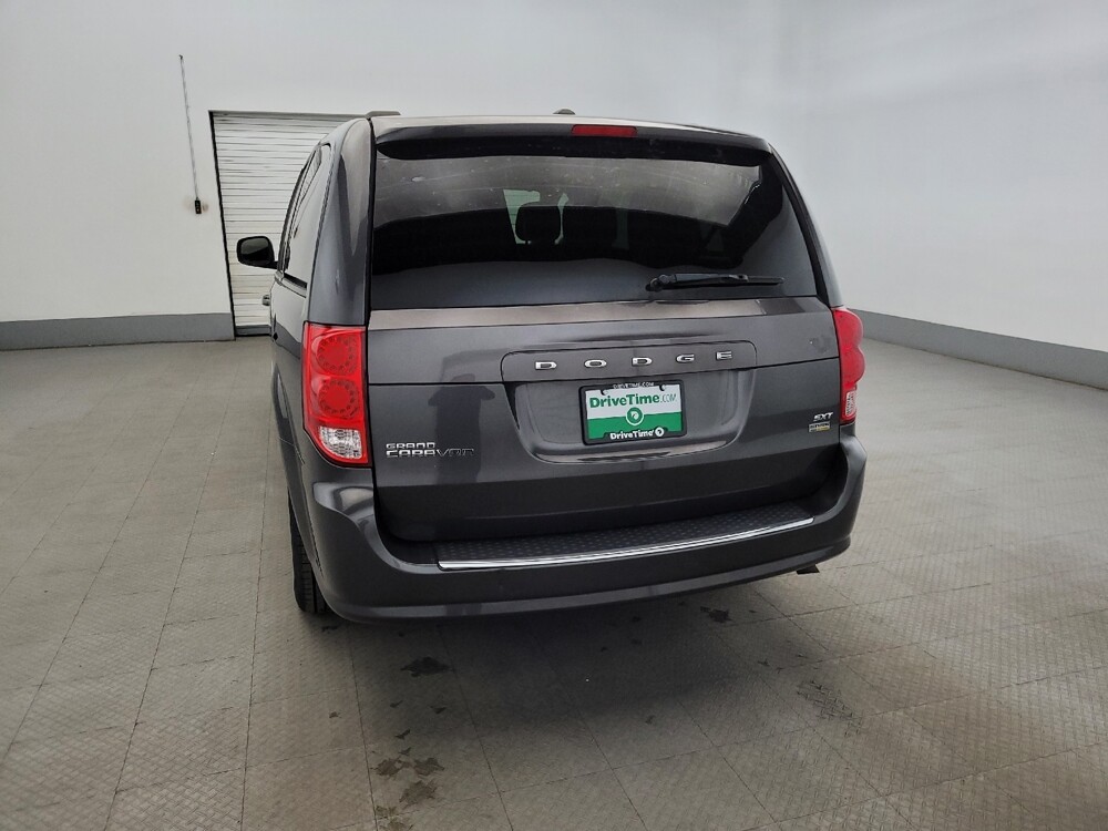 2016 Dodge Grand Caravan in Williamstown, NJ 8094 - 18117720 6