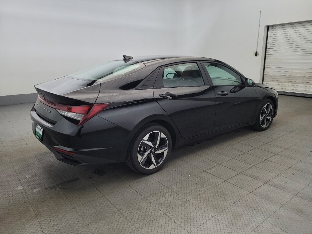 2023 Hyundai Elantra in Pittsburgh, PA 15236 - 18117725 10