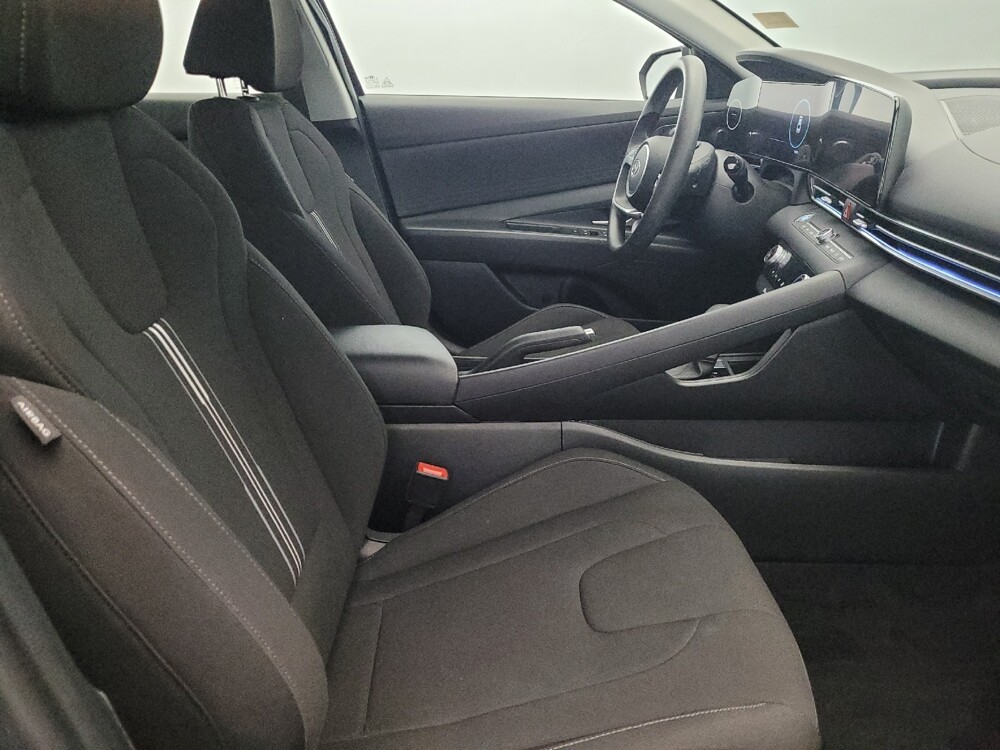 2024 Hyundai Elantra in Pittsburgh, PA 15236 - 18117726 21
