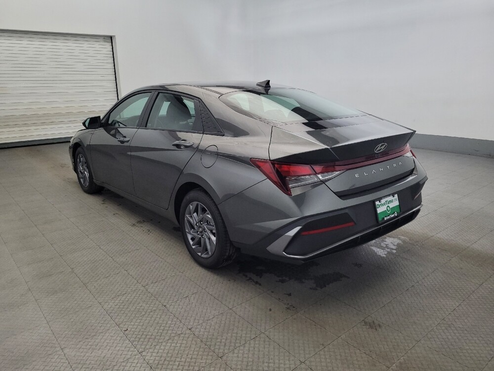 2024 Hyundai Elantra in Pittsburgh, PA 15236 - 18117726 5