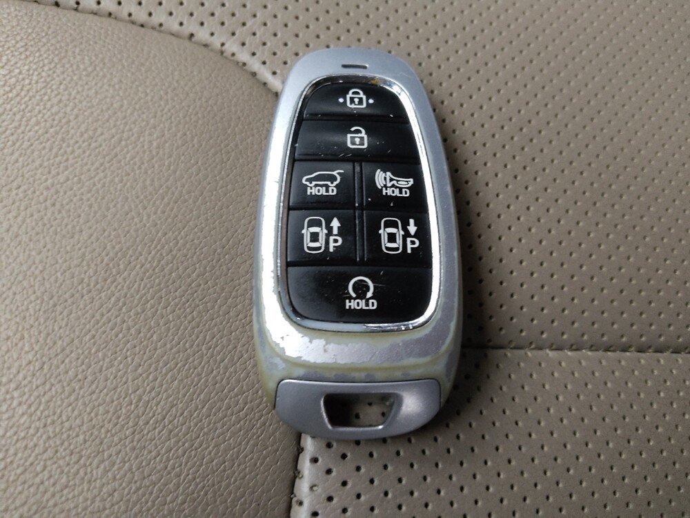 2023 Hyundai Santa Fe in St. Louis, MO 63136 - 18117742 32