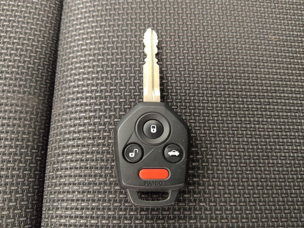 2023 Subaru Impreza in Springfield, MO 65807 - 18117743 32