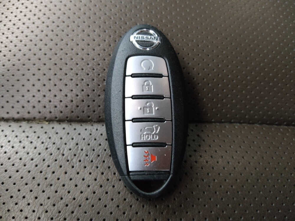 2017 Nissan Murano in Topeka, KS 66611 - 18117744 32