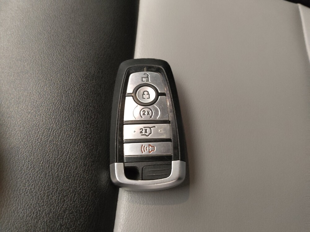 2022 Ford Explorer in Independence, MO 64055 - 18117745 32