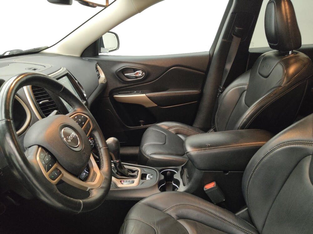 2018 Jeep Cherokee in Des Moines, IA 50310 - 18117748 17