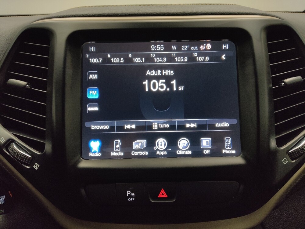 2018 Jeep Cherokee in Des Moines, IA 50310 - 18117748 25