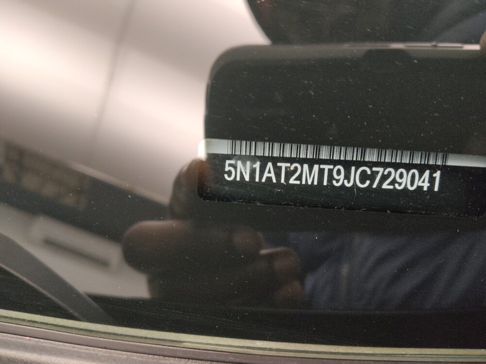 2018 Nissan Rogue in Lombard, IL 60148 - 18117750 33