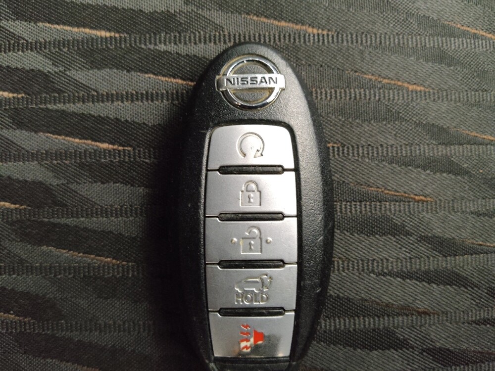 2018 Nissan Rogue in Lombard, IL 60148 - 18117750 32