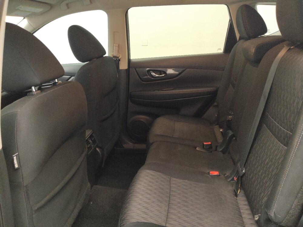 2018 Nissan Rogue in Lombard, IL 60148 - 18117750 18