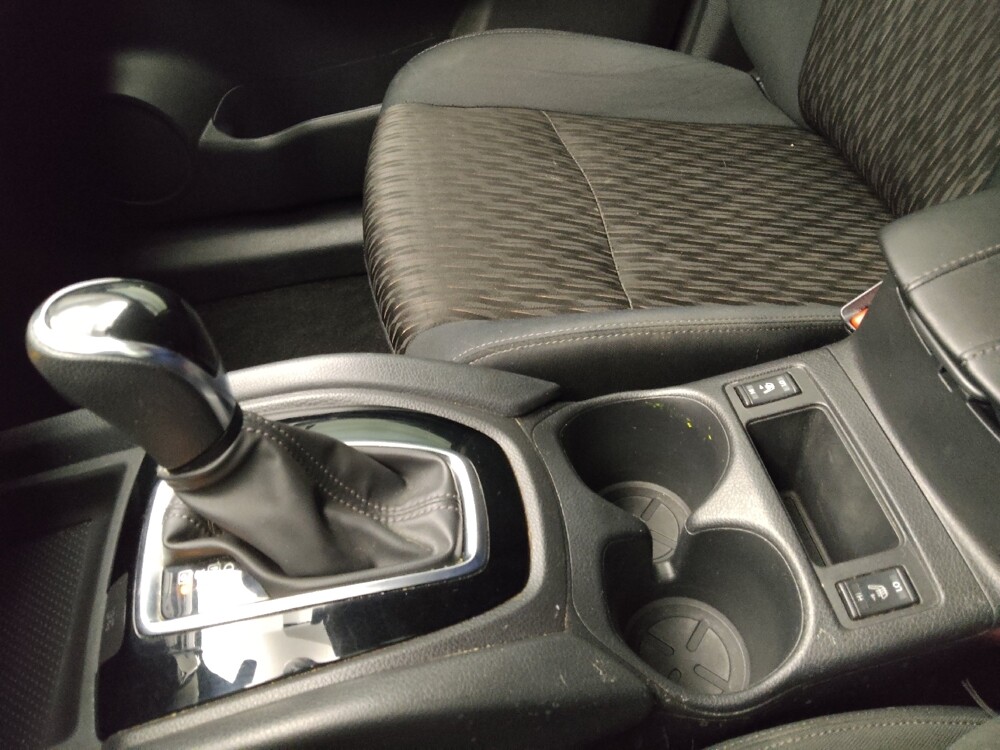 2018 Nissan Rogue in Lombard, IL 60148 - 18117750 26