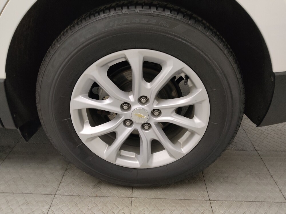 2020 Chevrolet Equinox in Peoria, IL 61615 - 18117754 31