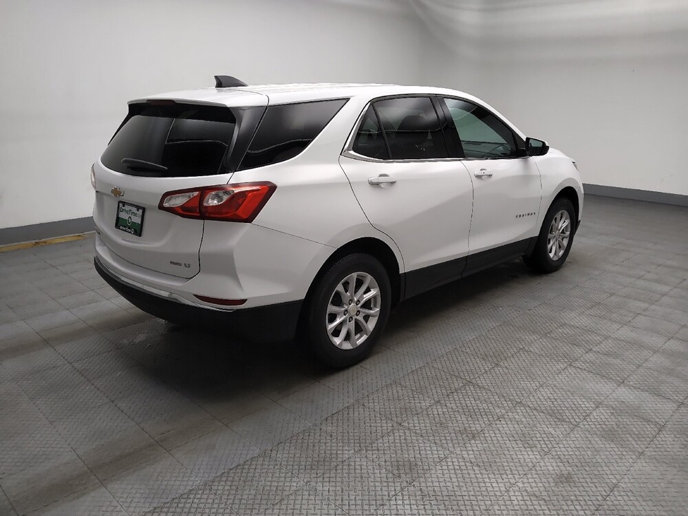 2020 Chevrolet Equinox in Peoria, IL 61615 - 18117754 10