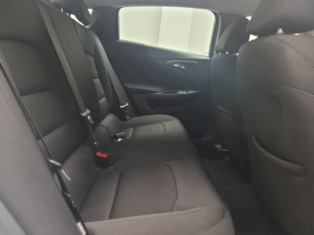 2022 Chevrolet Malibu in Taylor, MI 48180 - 18117756 19