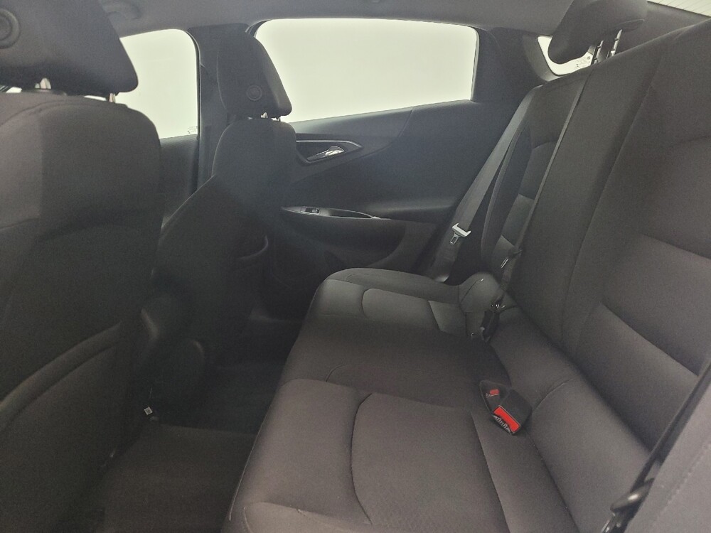 2022 Chevrolet Malibu in Taylor, MI 48180 - 18117756 18