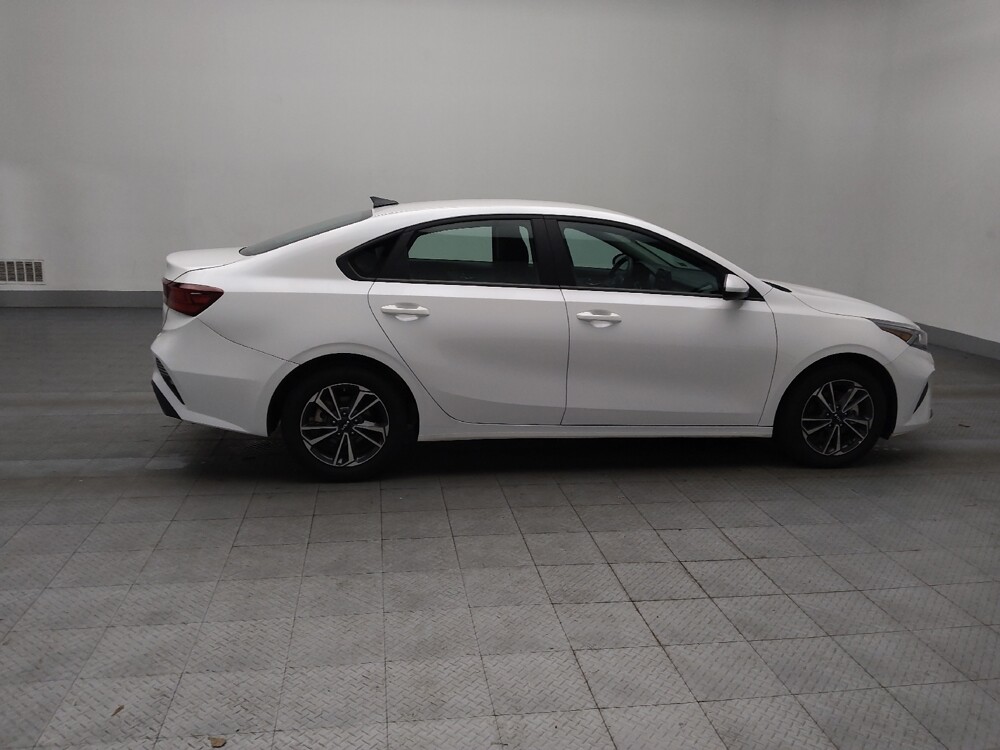 2024 Kia Forte in Stone Mountain, GA 30083 - 18117760 10