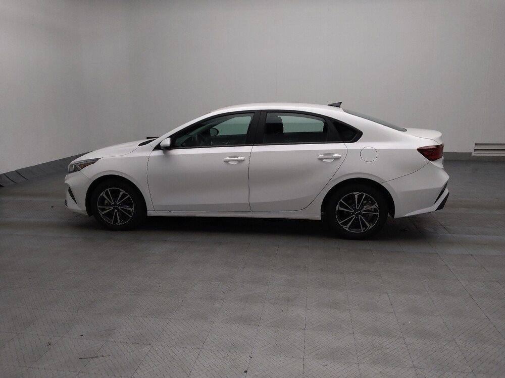 2024 Kia Forte in Stone Mountain, GA 30083 - 18117760 3