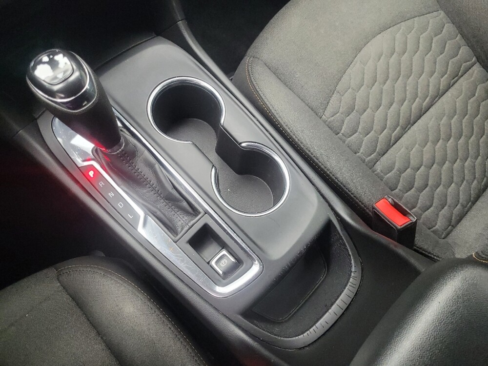 2021 Chevrolet Equinox in Mishawaka, IN 46545 - 18117761 26