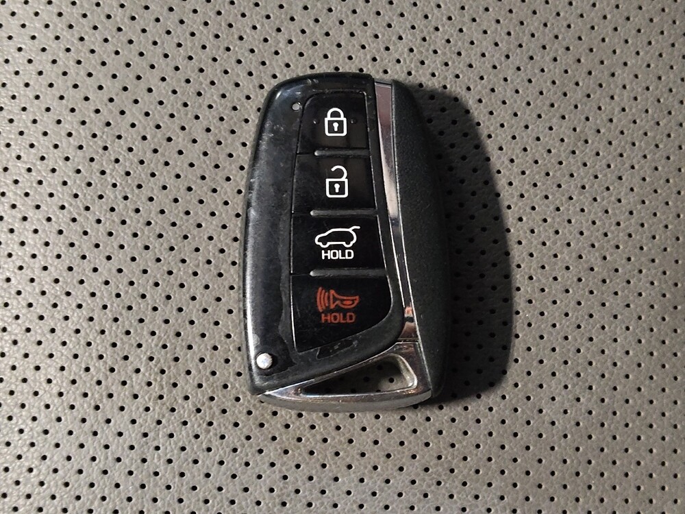 2018 Hyundai Santa Fe in Jacksonville, FL 32225 - 18117762 32