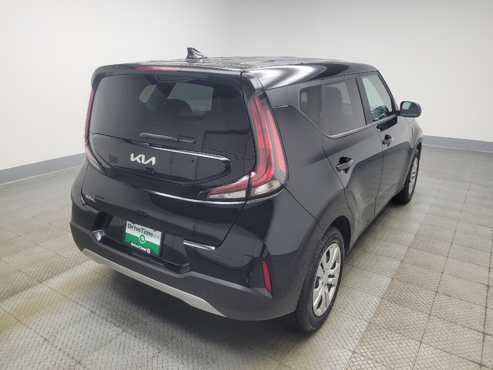 2023 Kia Soul in Mishawaka, IN 46545 - 18117771 9