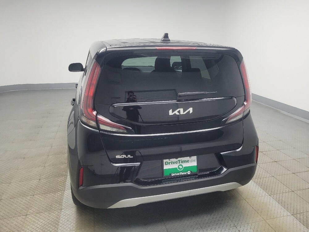 2023 Kia Soul in Mishawaka, IN 46545 - 18117771 6