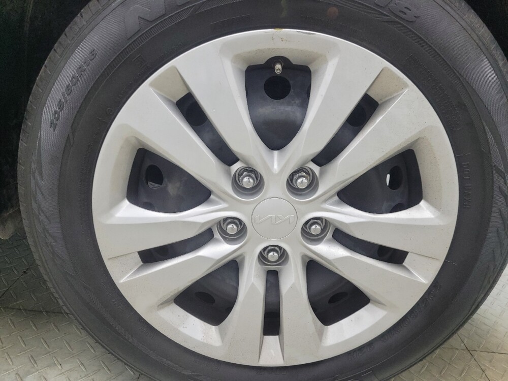 2023 Kia Soul in Mishawaka, IN 46545 - 18117771 31