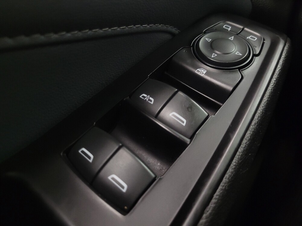 2019 Chevrolet Traverse in Ft Wayne, IN 46805 - 18117772 27