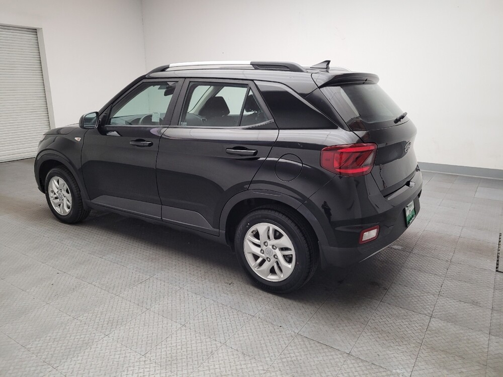 2020 Hyundai Venue in Downey, CA 90241 - 18117777 3